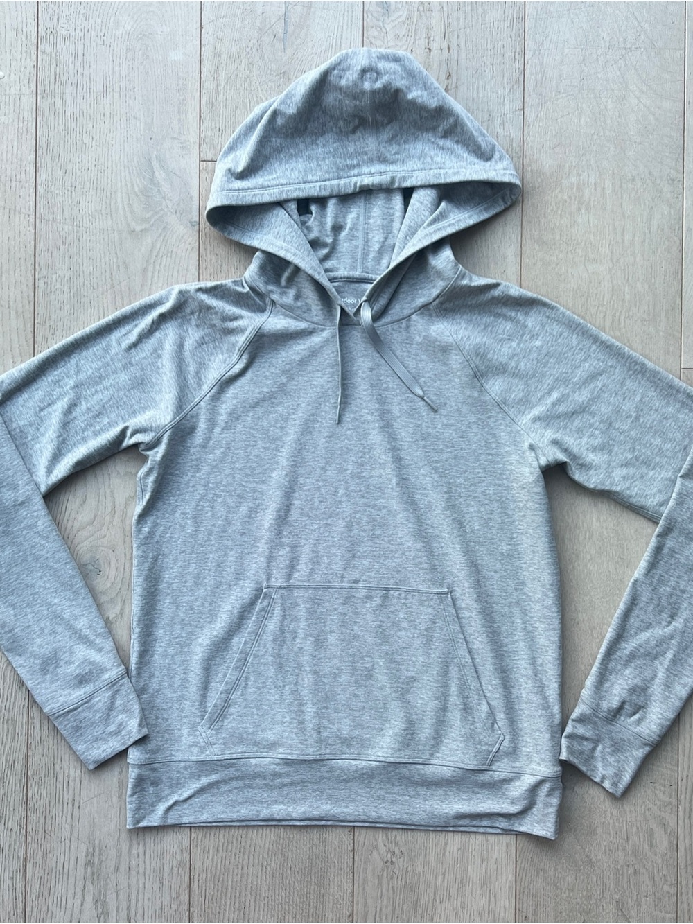 Outdoor Voices Women’s Size L Cloud Knit Lightweight Pullover Hoodie Gray